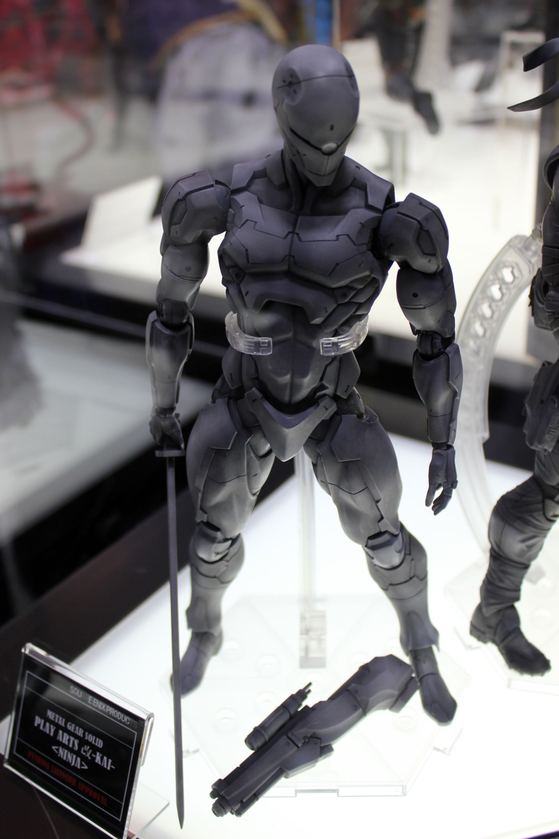 Illustration for article titled Batman, Master Chief, Solid Snake & Sam Gideon are Square Enix's Newest, Most Beautiful Action Figures